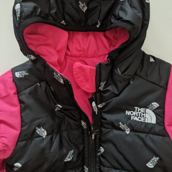 North Face reversible puffer hooded jacket, girl 2T - Picture 3 of 9
